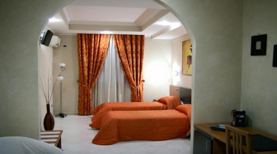 Hotel Daytona Palace Casoria Bagian luar foto